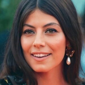 Alessandra Mastronardi e il folle amore per il suo gatto Brando