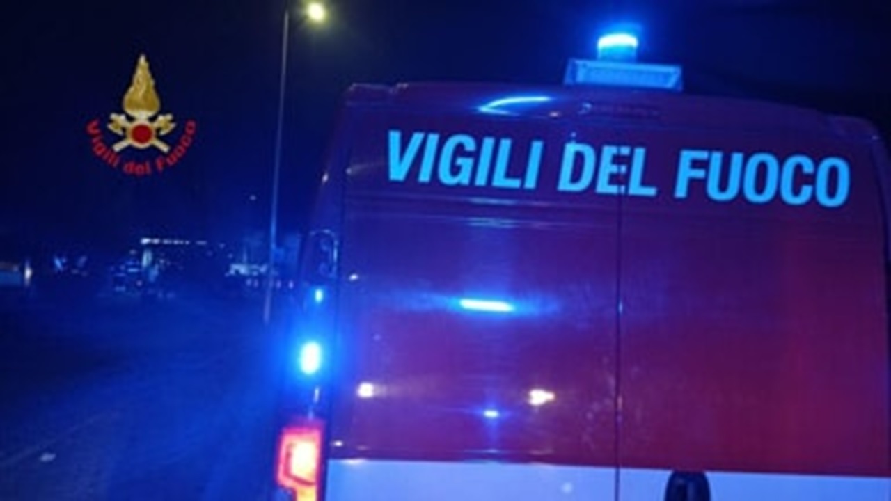 Camionetta dei Vigili del Fuoco